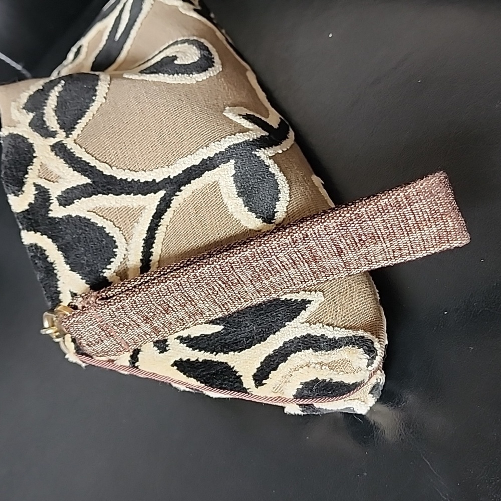 Offhand Designs Black and Tan Tapestry Clutch - Picture 7 of 10